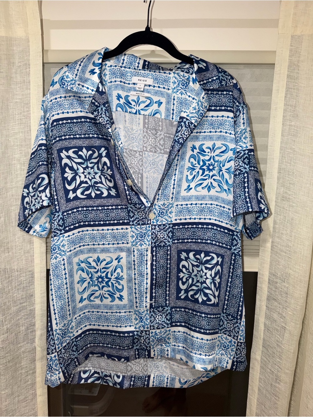 Reiss Blue and White Tile-Print Short-Sleeve Shirt